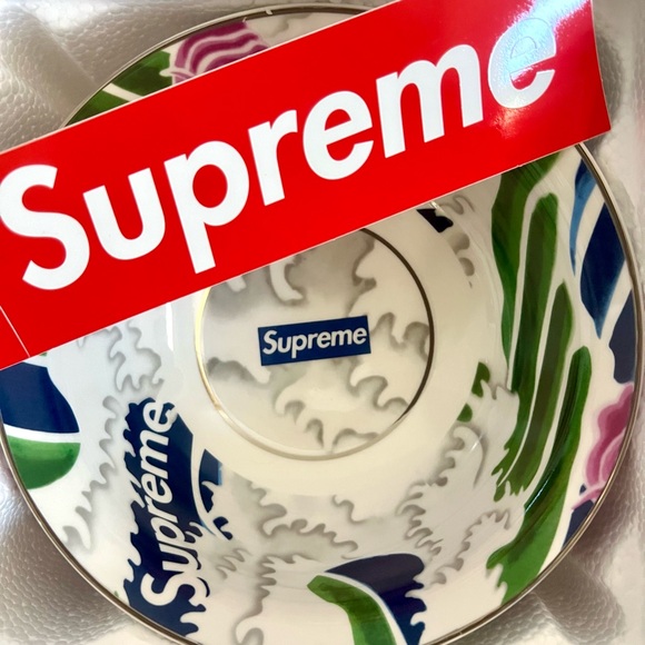 食器 Supreme Waves Ceramic Bowl Supreme Waves Ceramic Bowl Multicolor - SS20 - US